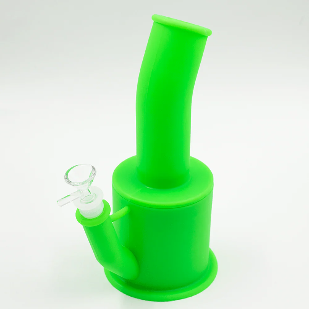 Bent Short Stack Silicone Bong - Image 9