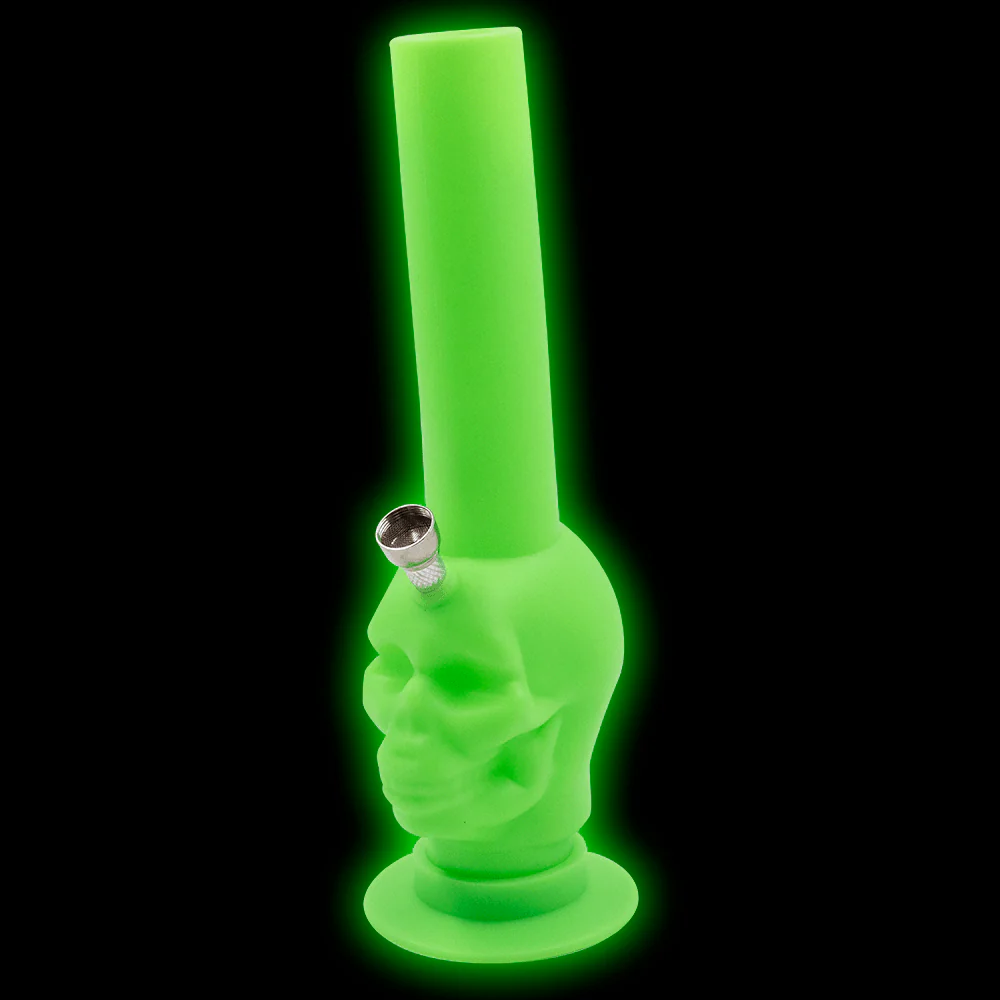 Skull Silicone Bong - Green Glow - Image 6
