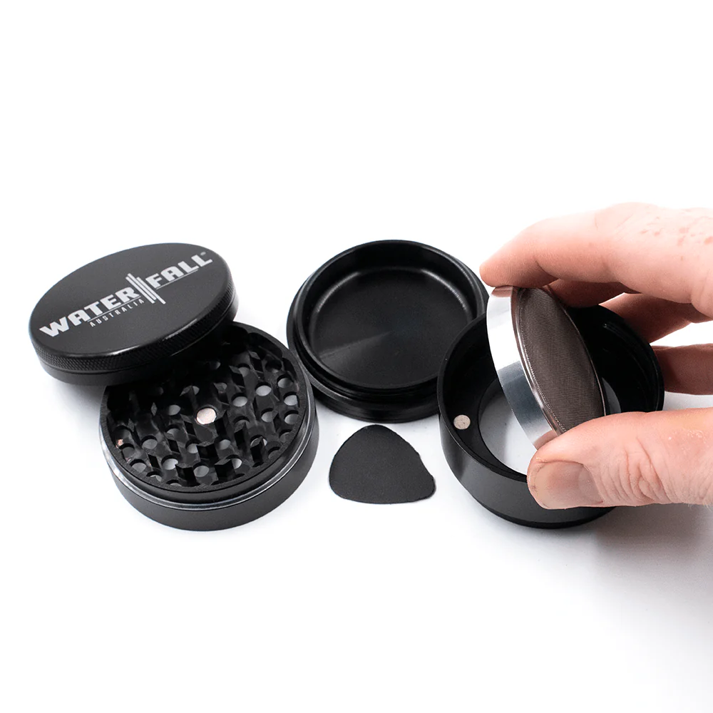 Four-Part Gloss Aluminium Grinder with Removable Screen 63mm - Image 31