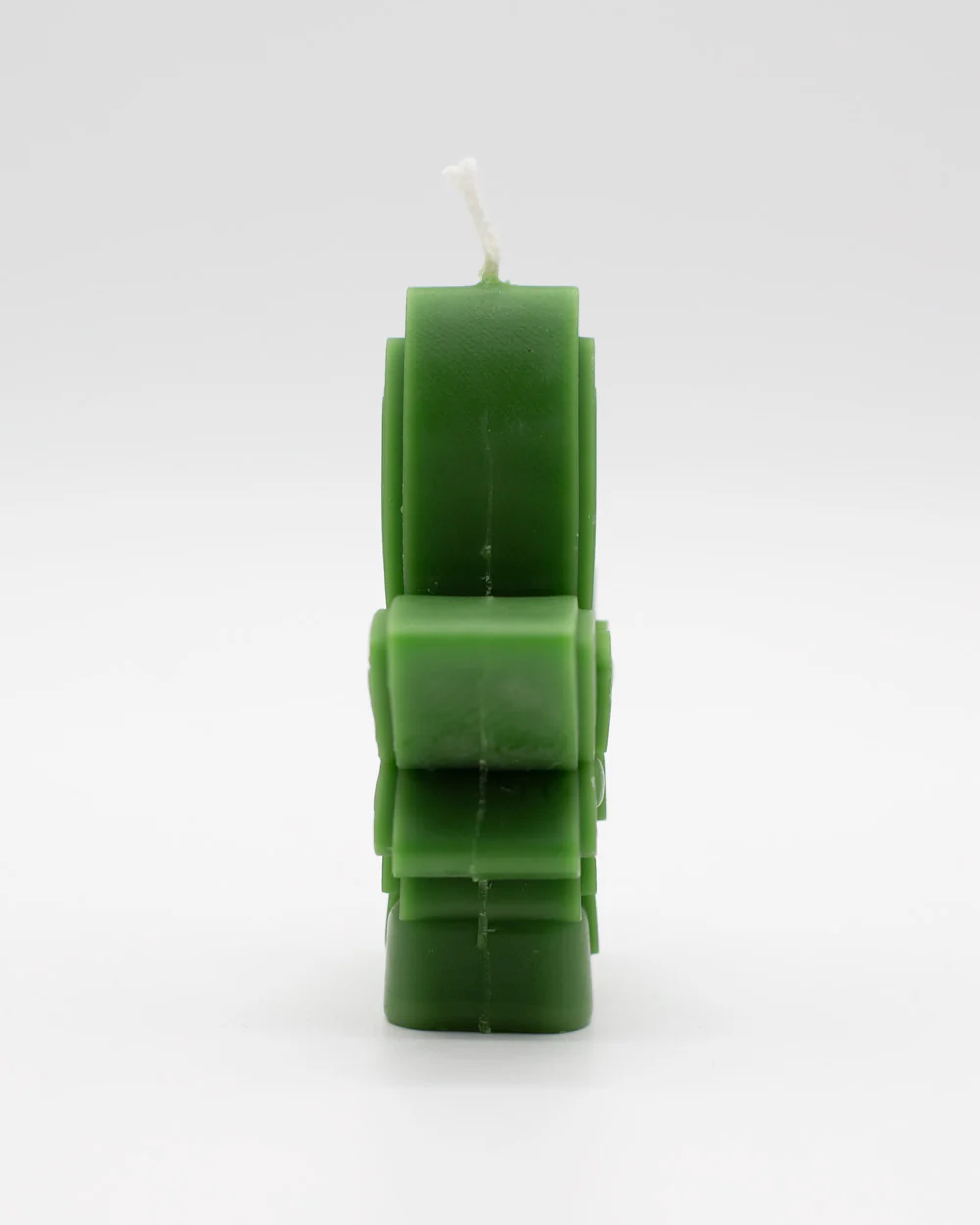 Mrs Cute Leaf Candle - Image 5