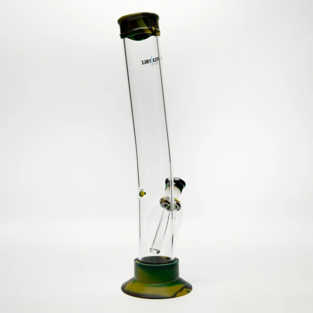 Night Klub Medium Deluxe Glass Bong - Image 10