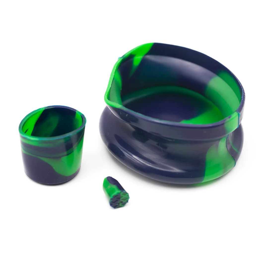 Waterfall Bent Junior Highbrid Series Glass Bong - Green/Blue - Image 6