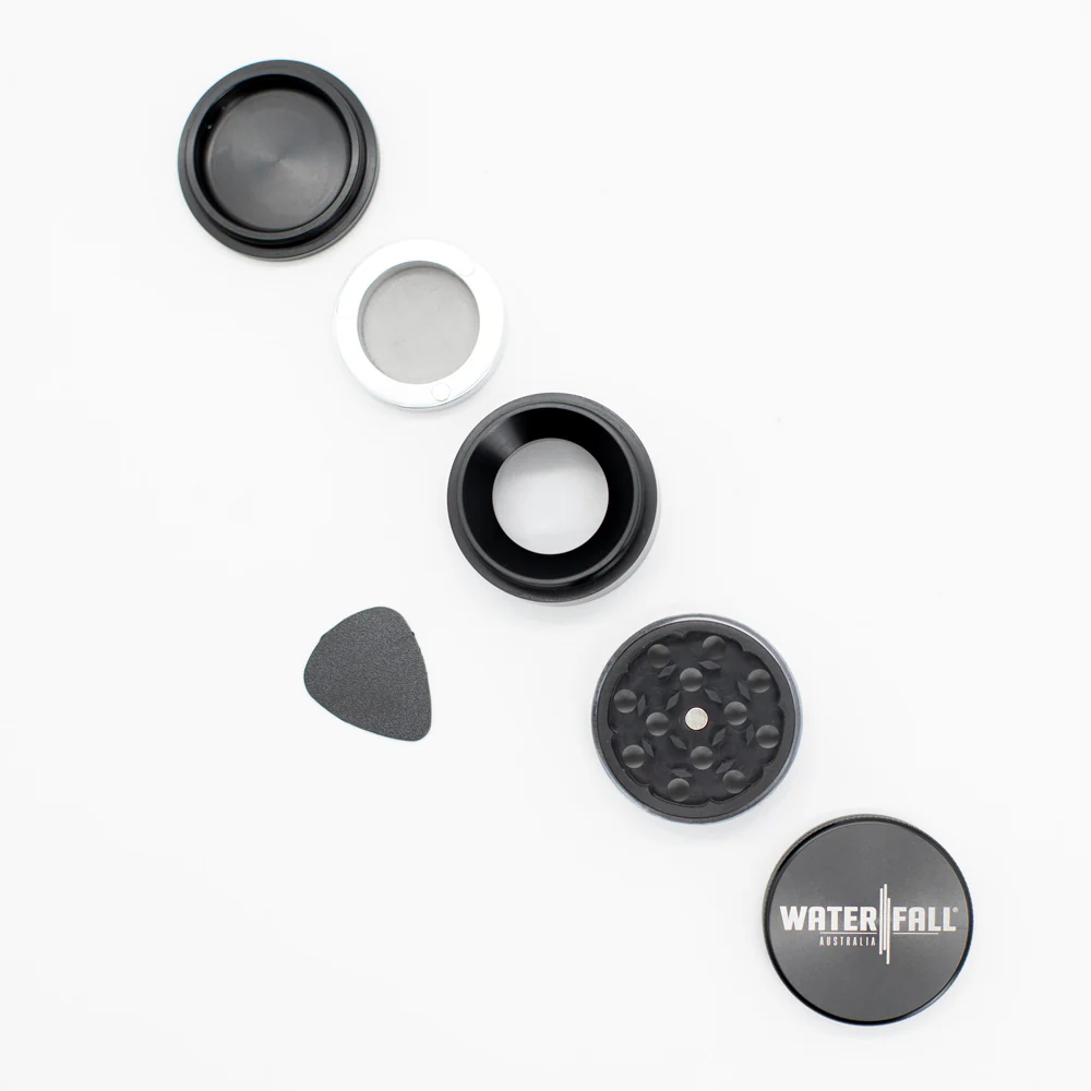 Four-Part Aluminium Grinder with Removable Screen - Gloss Black (43mm) - Image 3